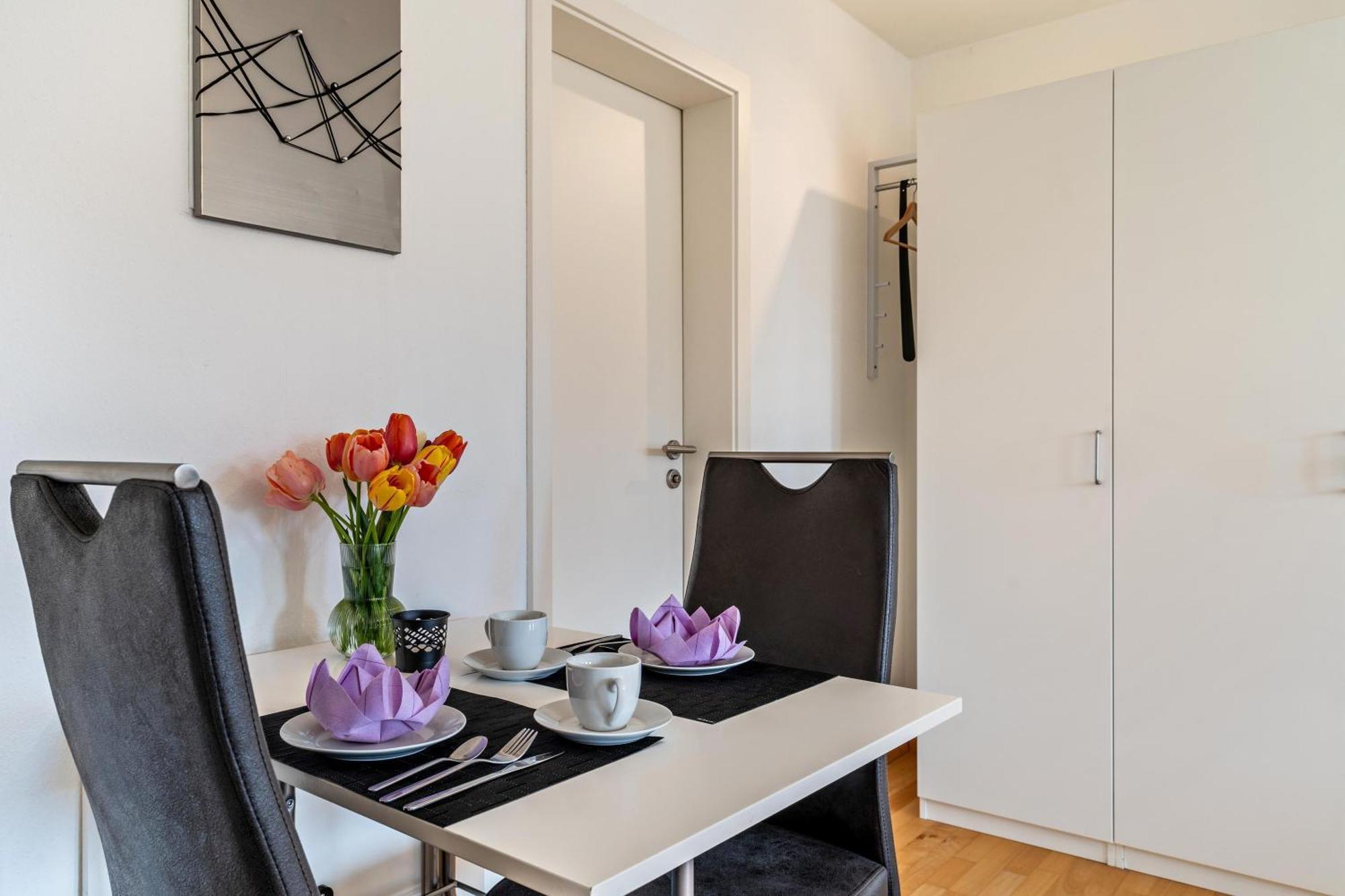 Ferienwohnung Lehen - Herr 2 فرايبورغ المظهر الخارجي الصورة